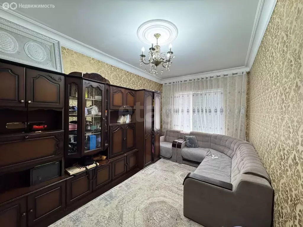 2-комнатная квартира: Махачкала, улица Крылова, 40 (50 м) - Фото 2