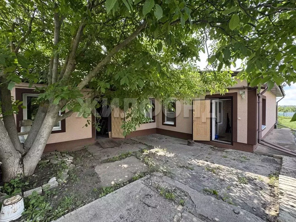 Дом в Белгородская область, Белгород пер. 5-й Малый, 5 (100 м) - Фото 1