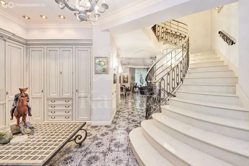 7-комнатная квартира: Москва, Минская улица, 1Гк2 (400 м) - Фото 1