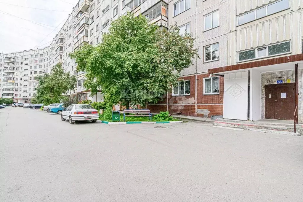 2-к кв. Новосибирская область, Новосибирск Железнодорожная ул., 2 ... - Фото 1