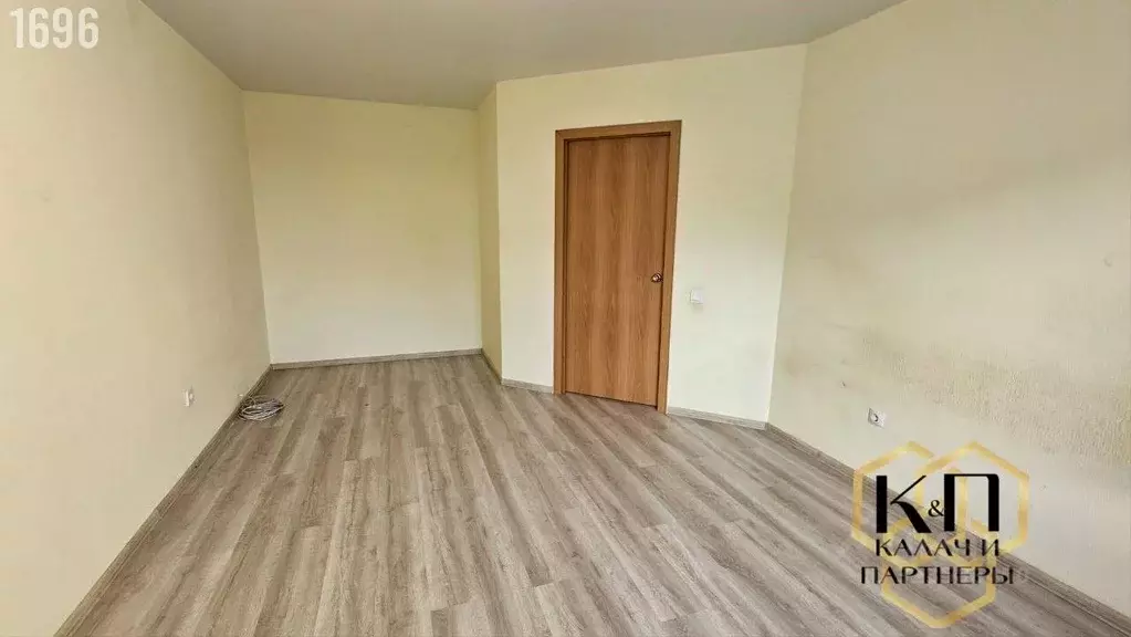 1-к кв. Свердловская область, Полевской Зеленый Бор-2 мкр, 22 (36.6 м) - Фото 2