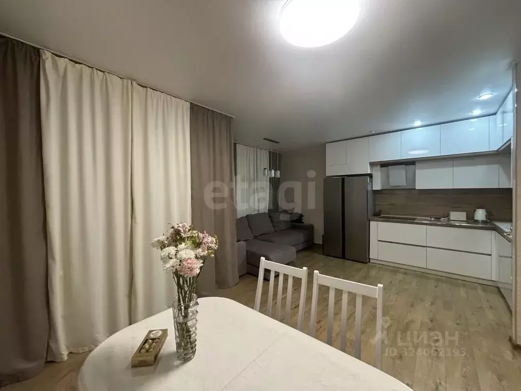 2-к кв. Челябинская область, Южноуральск ул. Энергетиков, 15 (51.4 м) - Фото 1