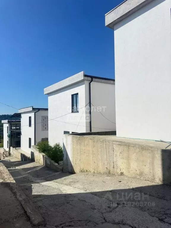 Дом в Краснодарский край, Сочи городской округ, с. Нижняя Шиловка ул. ... - Фото 1