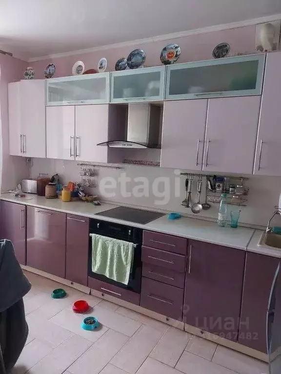 3-к кв. Белгородская область, Белгород ул. Победы, 165 (71.2 м) - Фото 0