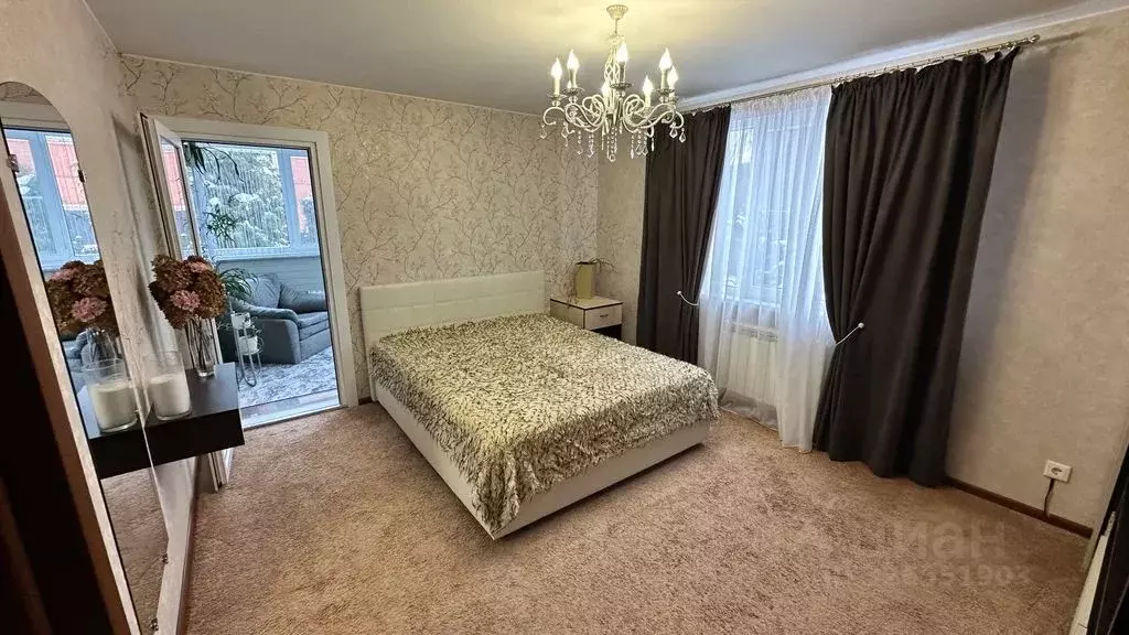 Дом в Новгородская область, Новгородский район, Савинское с/пос, д. ... - Фото 2