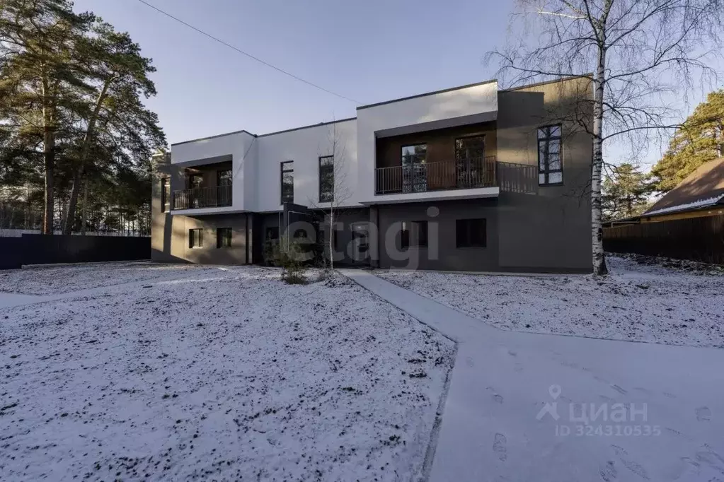 Таунхаус в Пермский край, Пермь ул. 8-я Линия (170 м) - Фото 1