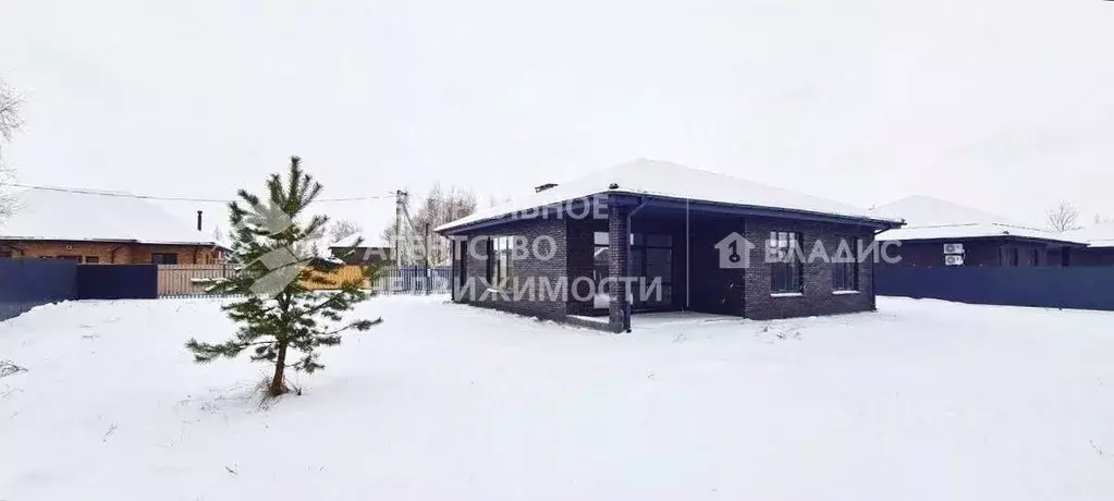 Дом в Рязанская область, Рязанский муниципальный округ, пос. Варские  ... - Фото 1