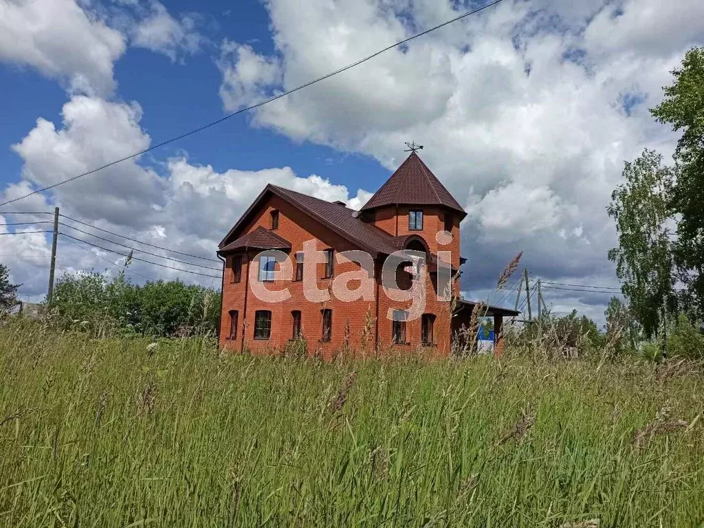 Дом в Коми, Сыктывкар Чит мкр,  (350 м) - Фото 0