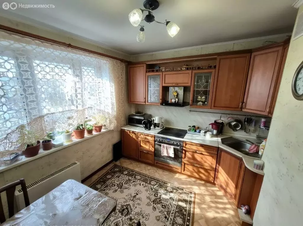 3-комнатная квартира: Москва, улица Перерва, 74 (83 м) - Фото 1