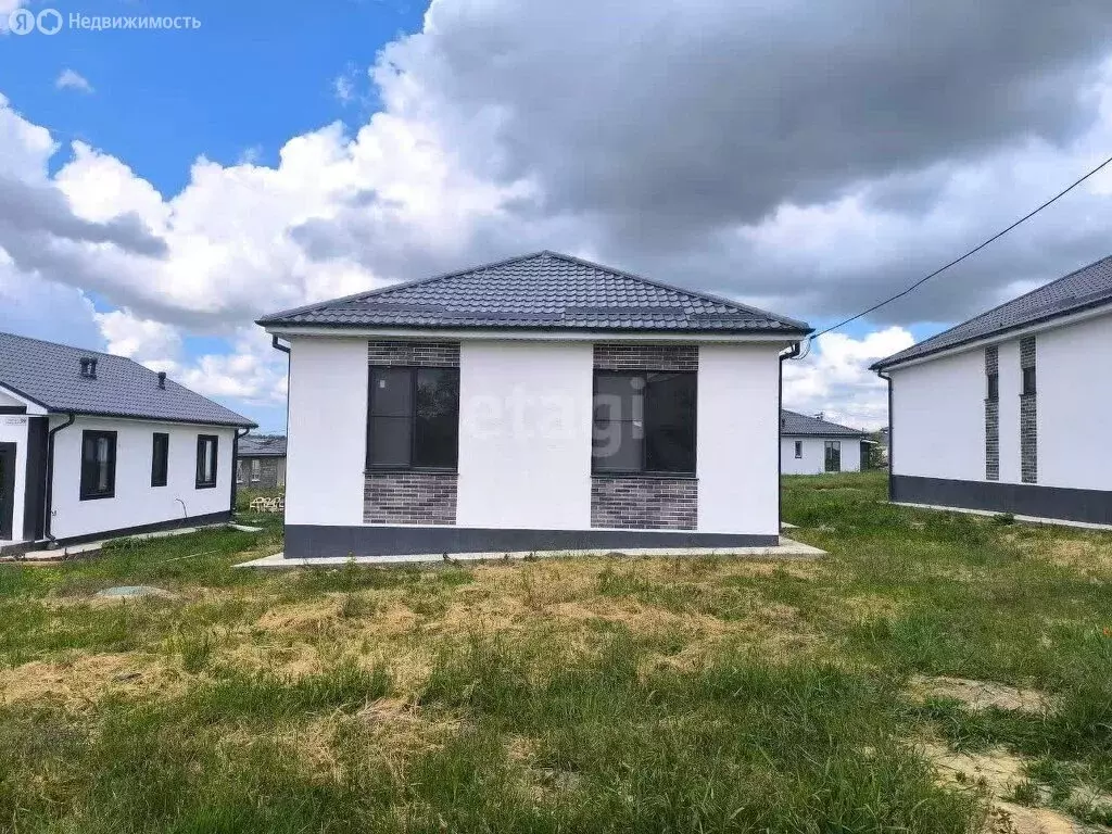 Дом в хутор Семигорский, улица имени Ефима Горбатко (85.9 м) - Фото 0