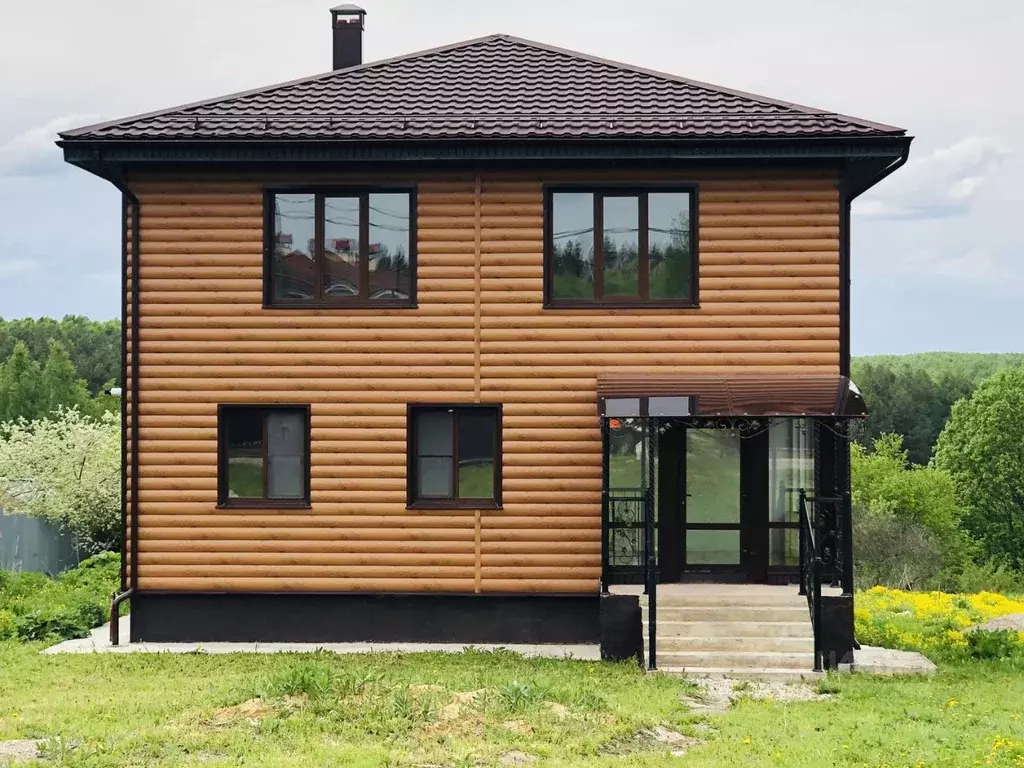 Коттедж в Тульская область, Тула городской округ, д. Курлутовка  (300 ... - Фото 1