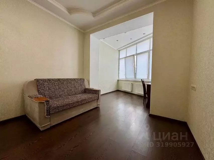 3-к кв. Крым, Симферополь ул. Ростовская, 19Б (92.0 м) - Фото 1