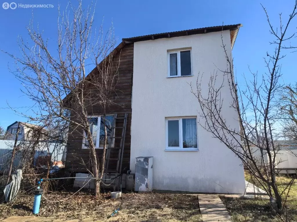 Дом в городское поселение Новосемейкино, садовый массив Водинский, СНТ ... - Фото 1