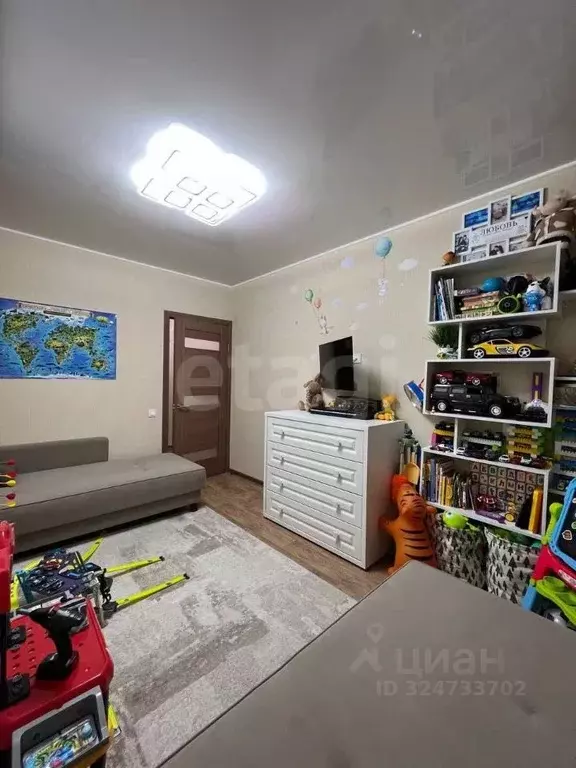 3-к кв. Белгородская область, Белгород ул. Губкина, 47 (80.0 м) - Фото 1