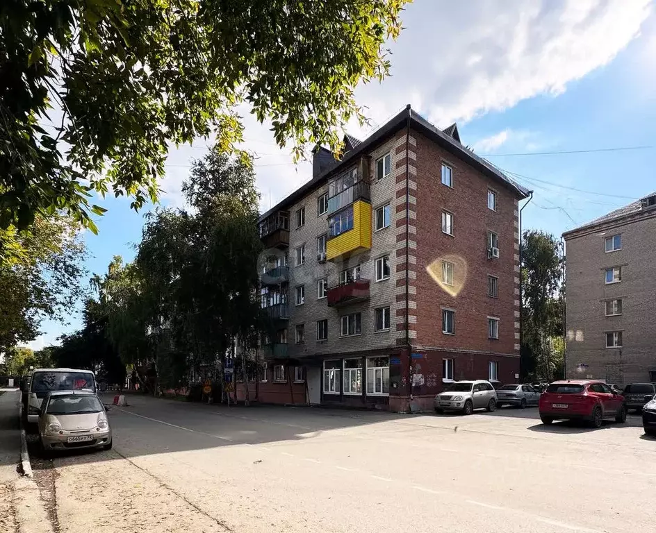 3-к кв. Тюменская область, Тюмень ул. Энергетиков, 6 (55.8 м) - Фото 1