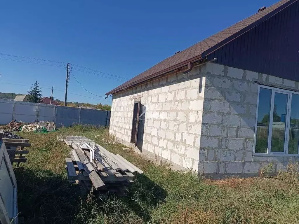 Дом в Белгородская область, Белгородский район, Хохловское с/пос, с. ... - Фото 2