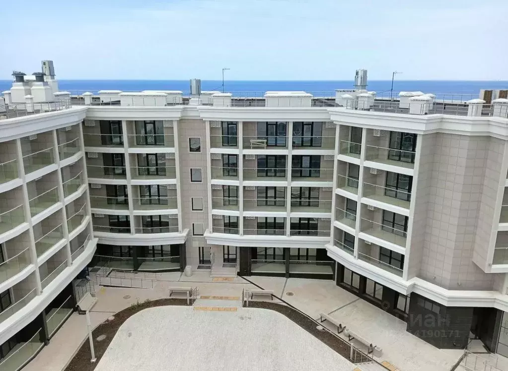 2-к кв. Севастополь ул. Летчиков, 10 (58.6 м) - Фото 0