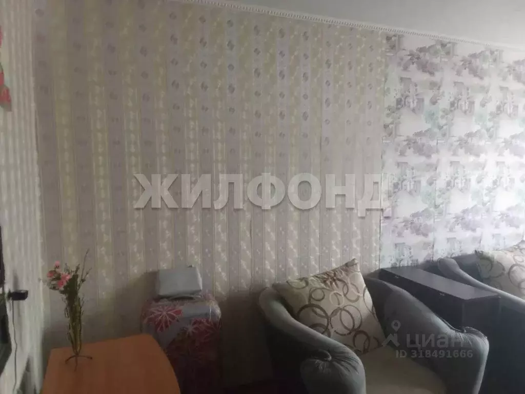 3-к кв. Новосибирская область, Новосибирск ул. Грибоедова, 32 (59.3 м) - Фото 0