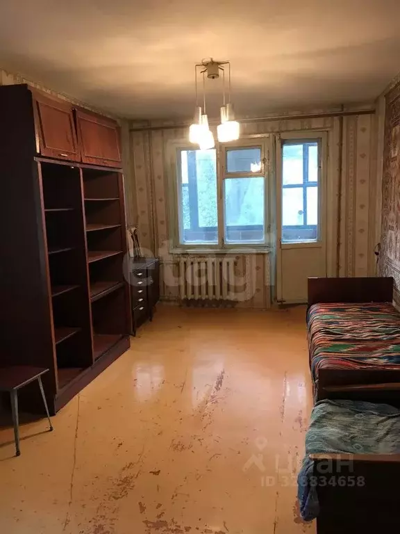 3-к кв. Саратовская область, Энгельс 1-й мкр, 7 (56.1 м) - Фото 1