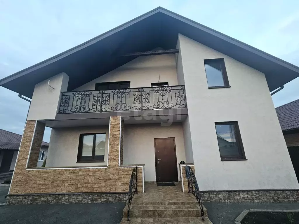 Дом в Белгородская область, Губкин ул. Вольная, 28 (190 м) - Фото 1