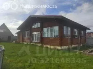 Дом в посёлок Октябрьский, Светлая улица (130 м) - Фото 1