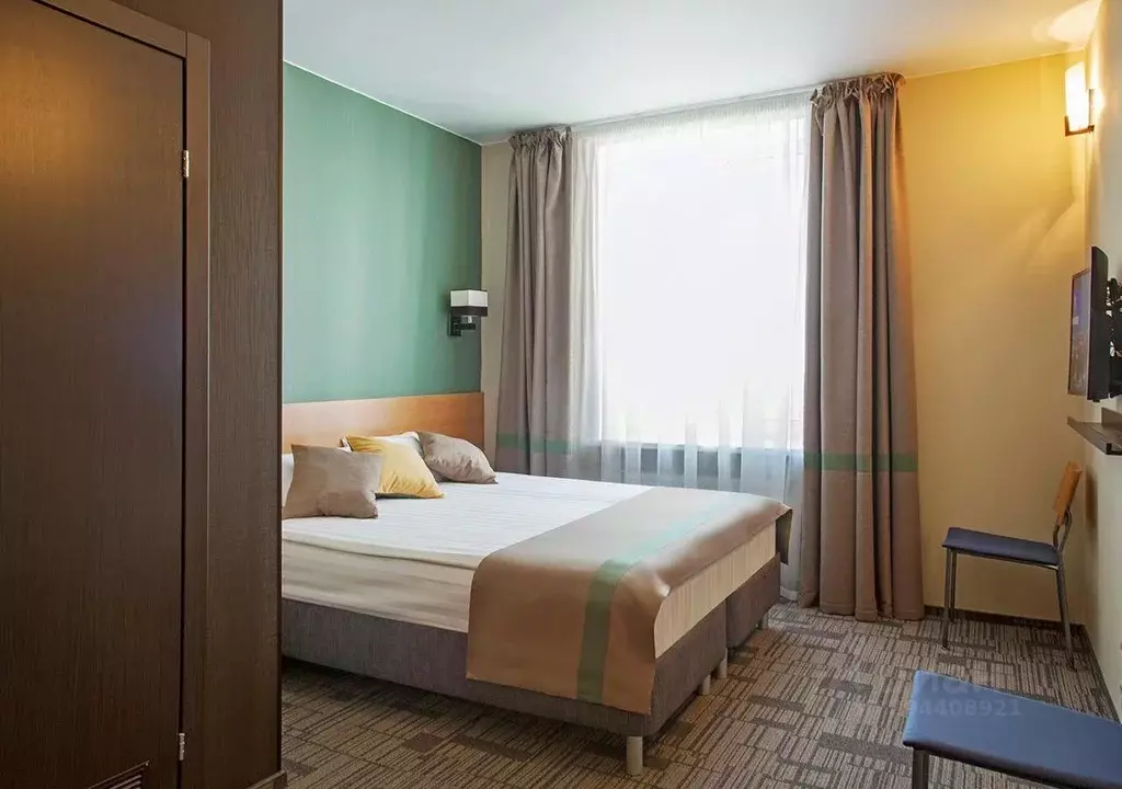 Комната Санкт-Петербург ул. Академика Шиманского, 1 (17.0 м) - Фото 1