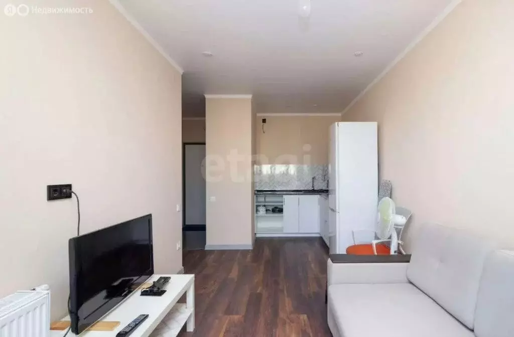 1-комнатная квартира: Тюмень, Героев Сталинградской битвы, 9 (33.8 м) - Фото 1