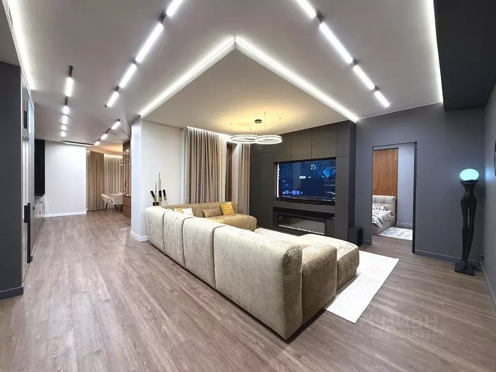 4-к кв. Москва ул. Архитектора Власова, 6 (169.8 м) - Фото 1