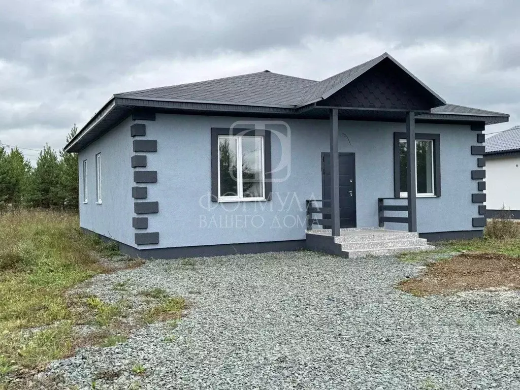 Дом в Свердловская область, Белоярский муниципальный округ, пос. ... - Фото 1