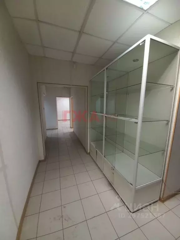 Помещение свободного назначения в Саха (Якутия), Нерюнгри ... - Фото 2