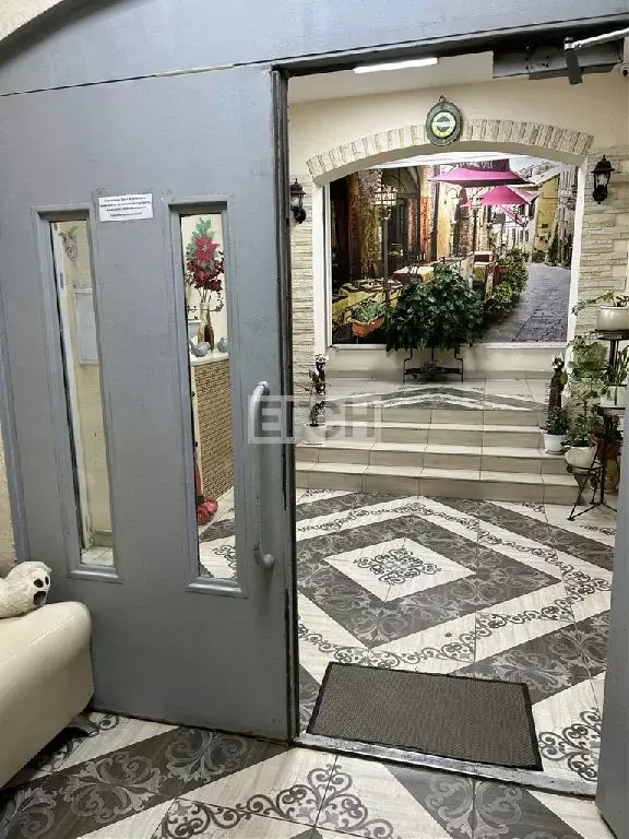 Продается 2-комнатная квартира - Фото 2