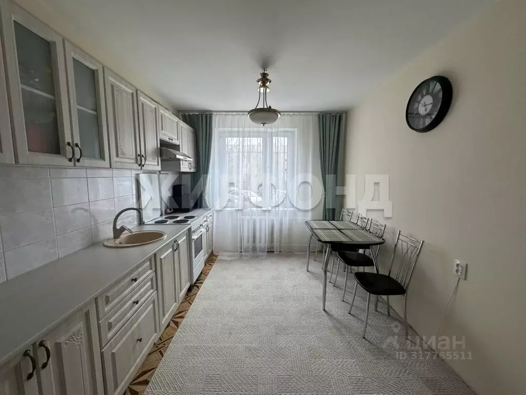 3-к кв. Ханты-Мансийский АО, Когалым Рижская ул., 47 (60.1 м) - Фото 1