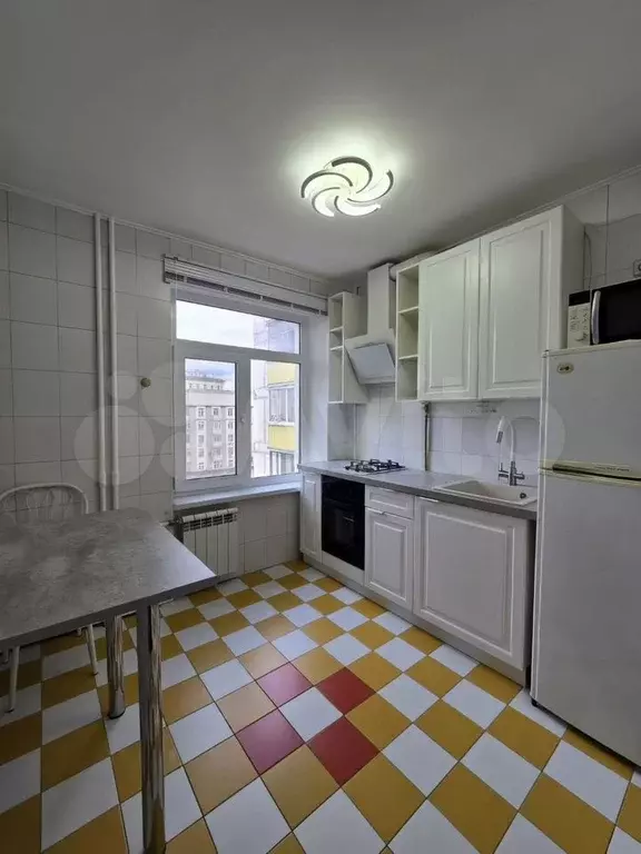 1-к. квартира, 32 м, 7/9 эт. - Фото 0