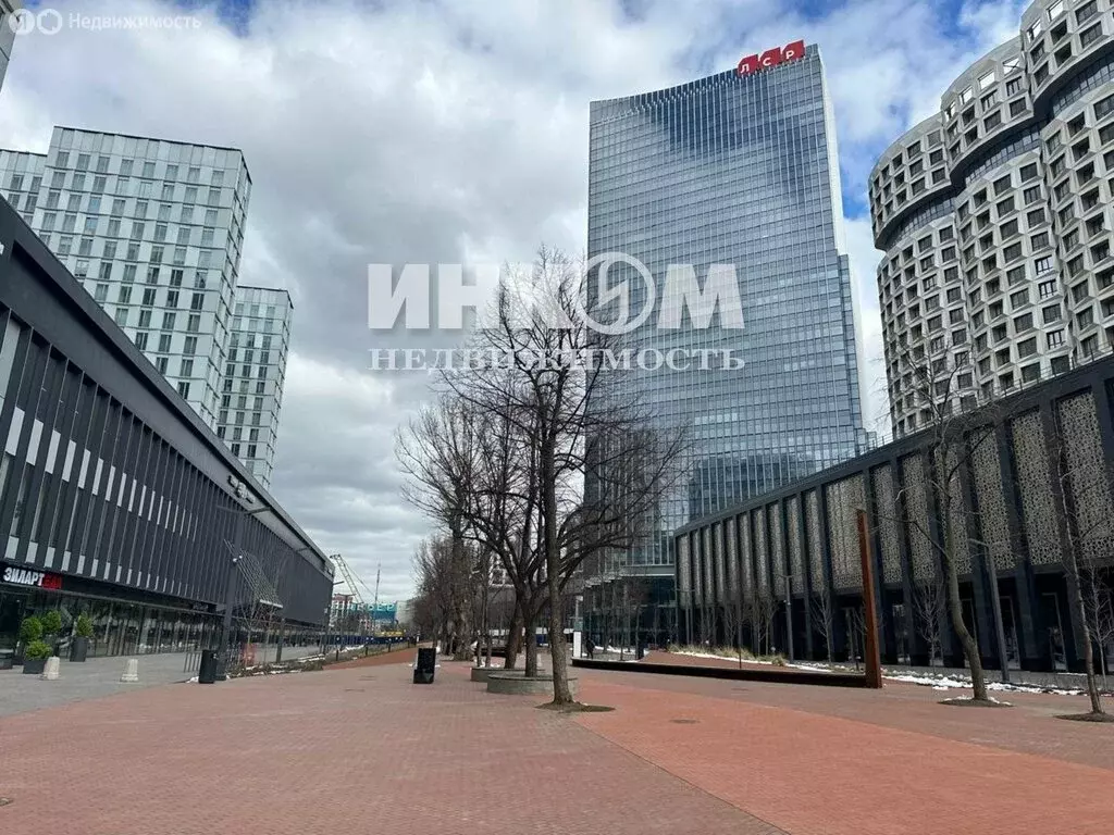 1-комнатная квартира: Москва, бульвар Братьев Весниных, 1 (42 м) - Фото 1