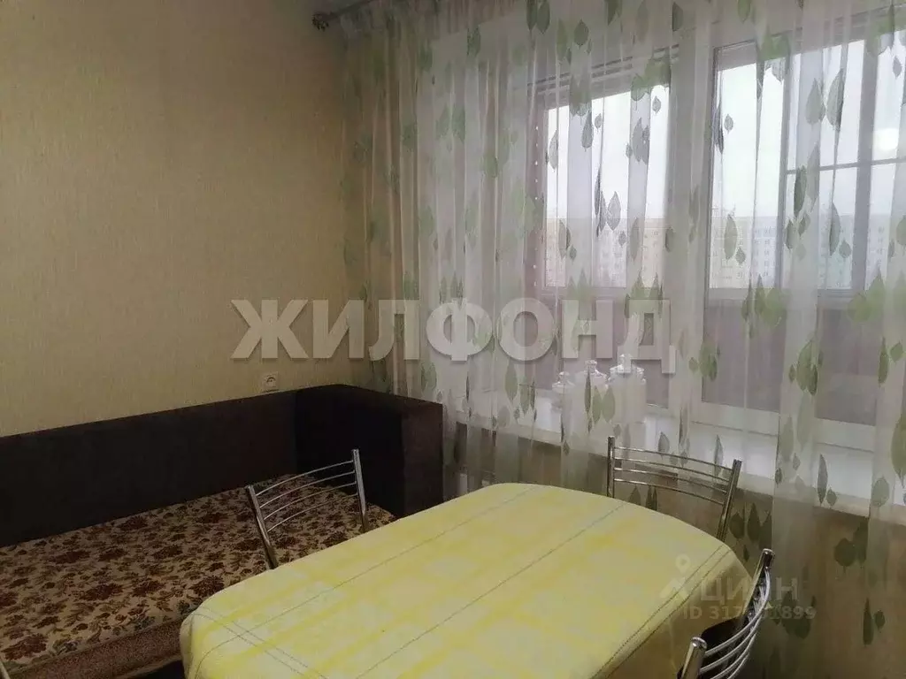 1-к кв. Новосибирская область, Новосибирский район, Краснообск рп 215 ... - Фото 0