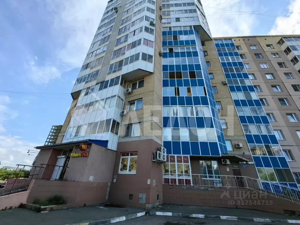 1-к кв. Омская область, Омск ул. 3-я Енисейская, 32/1 (52.5 м) - Фото 0