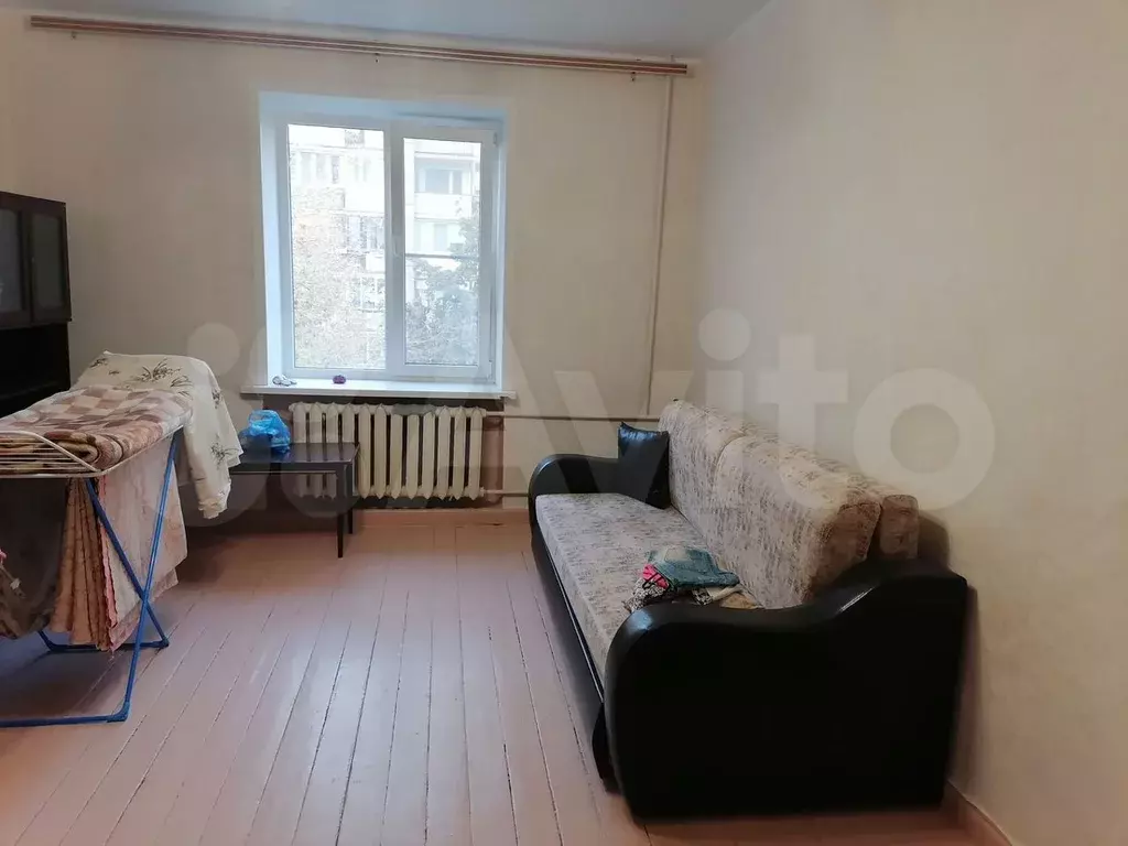 Комната 20 м в 3-к., 4/4 эт. - Фото 0