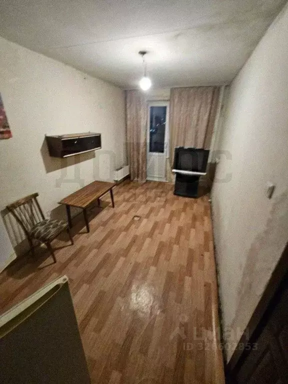 Комната Свердловская область, Екатеринбург ул. Пехотинцев, 5 (13.4 м) - Фото 2
