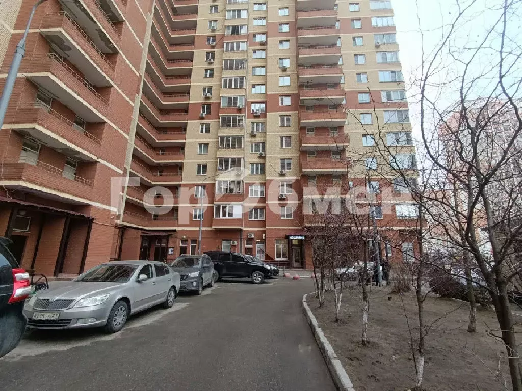 Продается 3-комнатная квартира - Фото 1