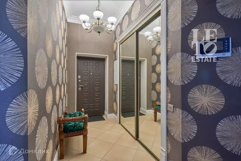 Продаётся 4-к квартира, 210 м - Фото 1