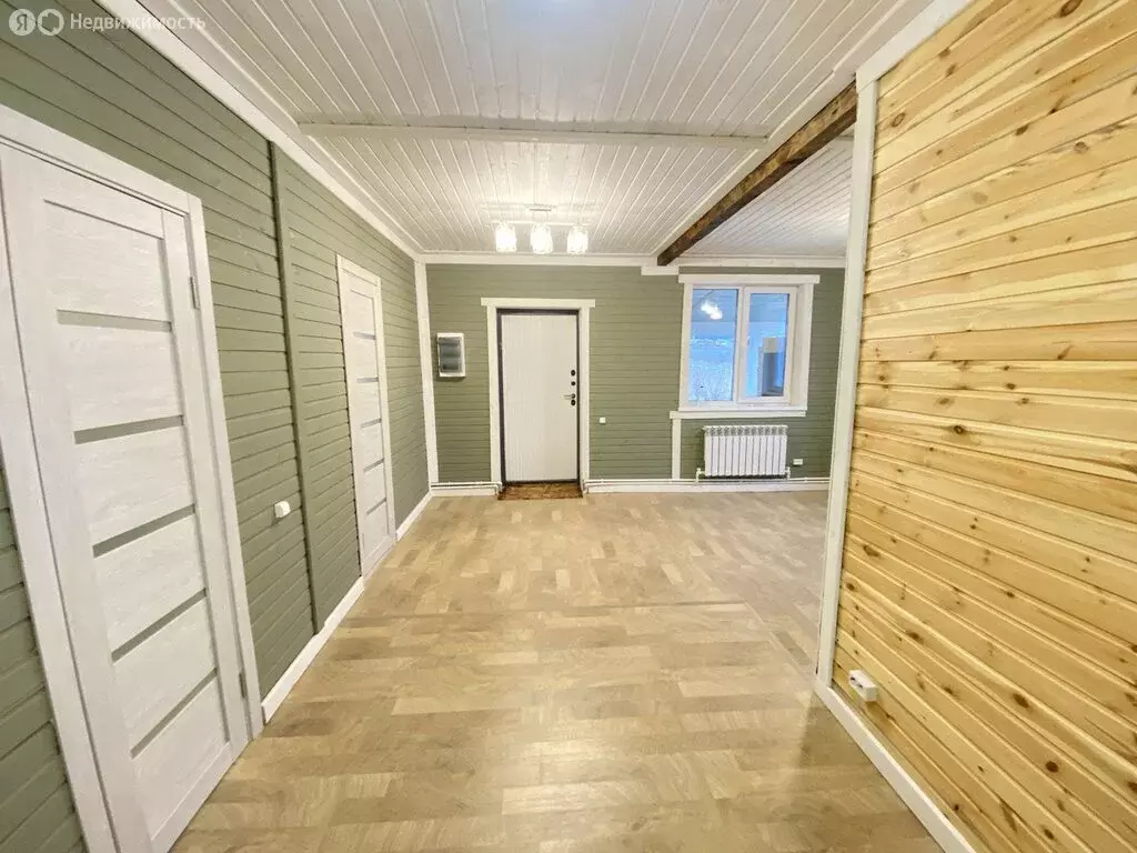 Дом в Свердловская область, Полевской муниципальный округ, село Косой ... - Фото 1