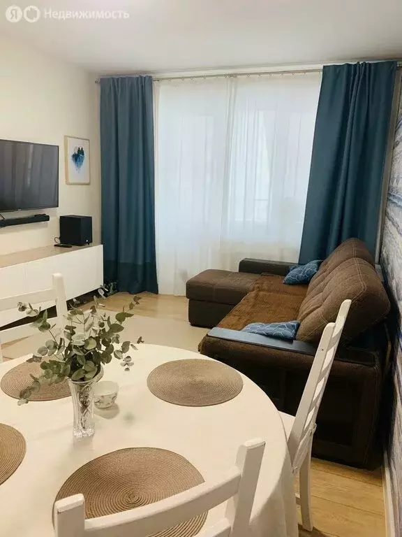 3-комнатная квартира: Томск, улица Дизайнеров, 9А (63 м) - Фото 0