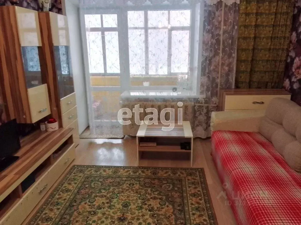 2-к кв. Брянская область, Брянск ул. Горбатова, 21 (46.3 м) - Фото 0