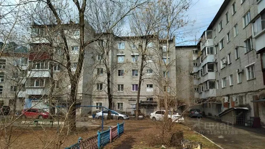 3-к кв. Еврейская автономная область, Биробиджан Комсомольская ул., 2 ... - Фото 0