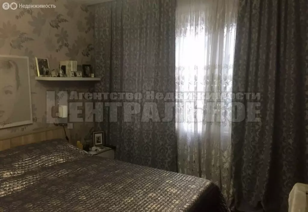 3-комнатная квартира: Смоленск, улица Рыленкова, 19 (67.8 м) - Фото 1