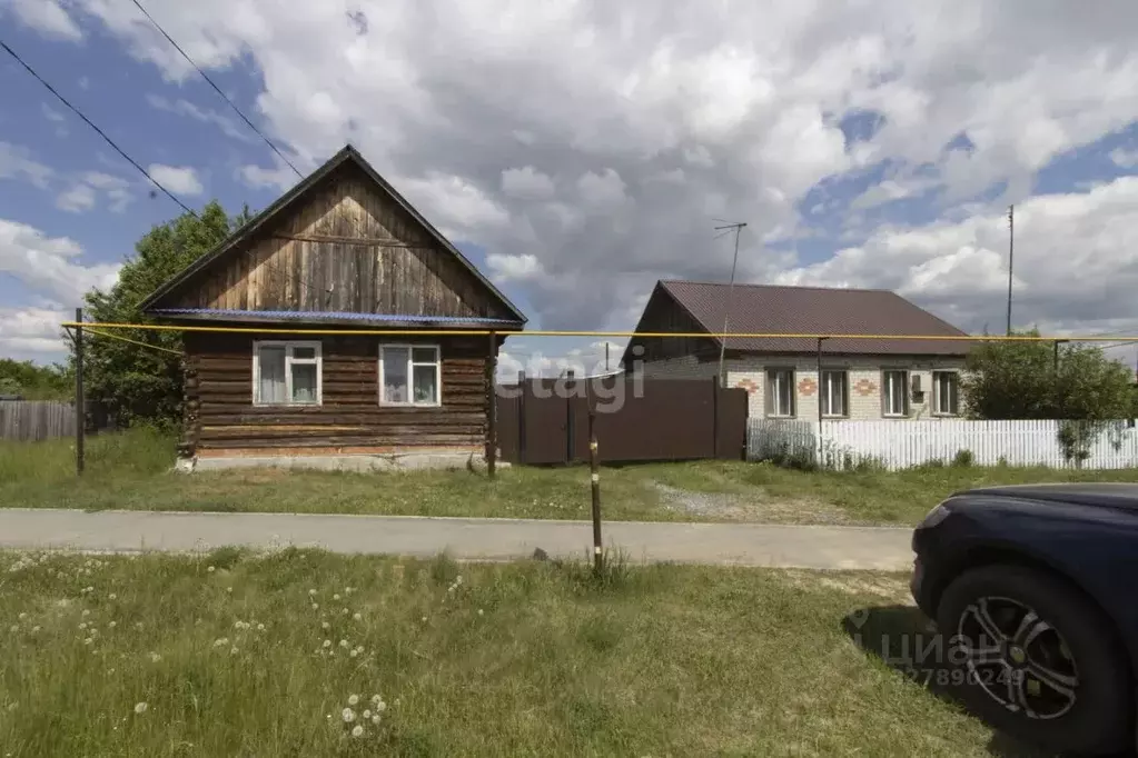 Дом в Тюменская область, Тюменский муниципальный округ, с. Чикча ул. ... - Фото 1