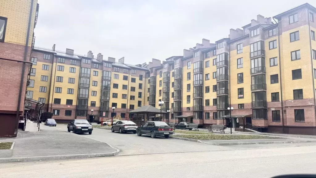 2-к кв. Северная Осетия, Владикавказ ул. Билара Кабалоева, 18 (66.0 м) - Фото 1