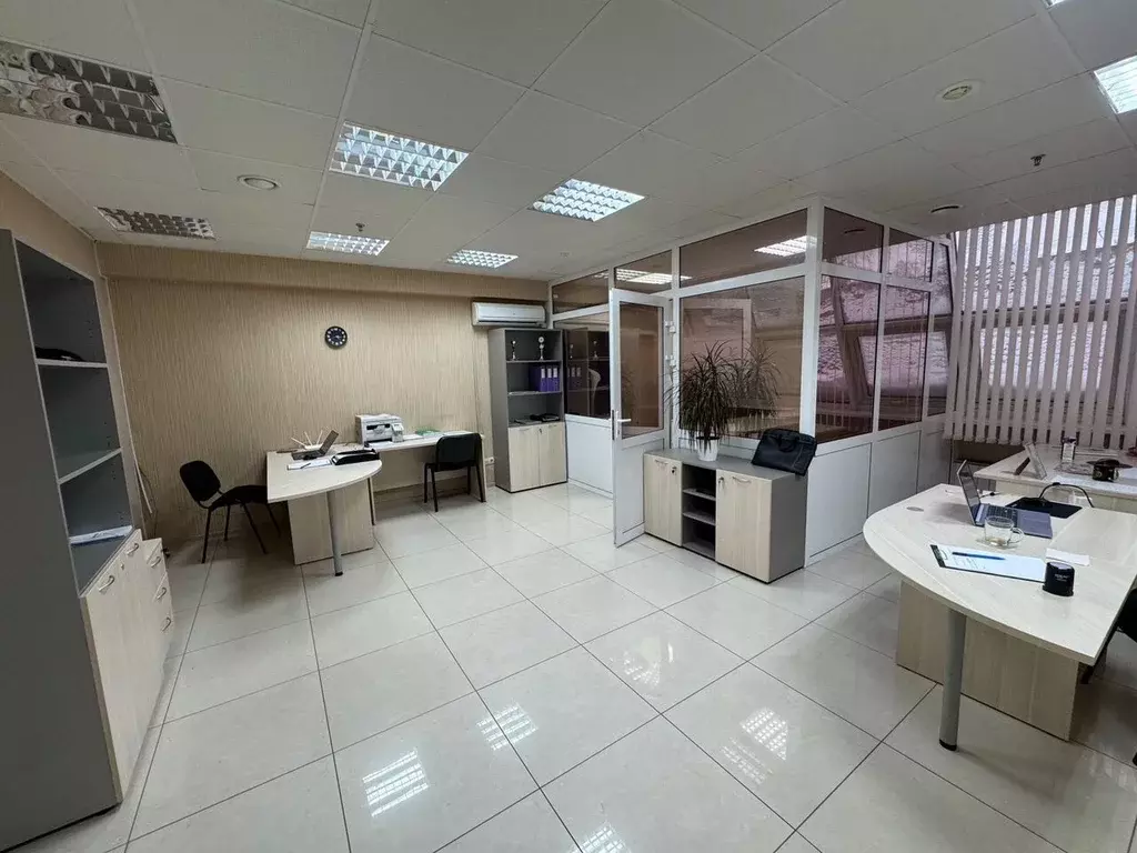 Офис в Свердловская область, Екатеринбург ул. Хохрякова, 98 (44 м) - Фото 1