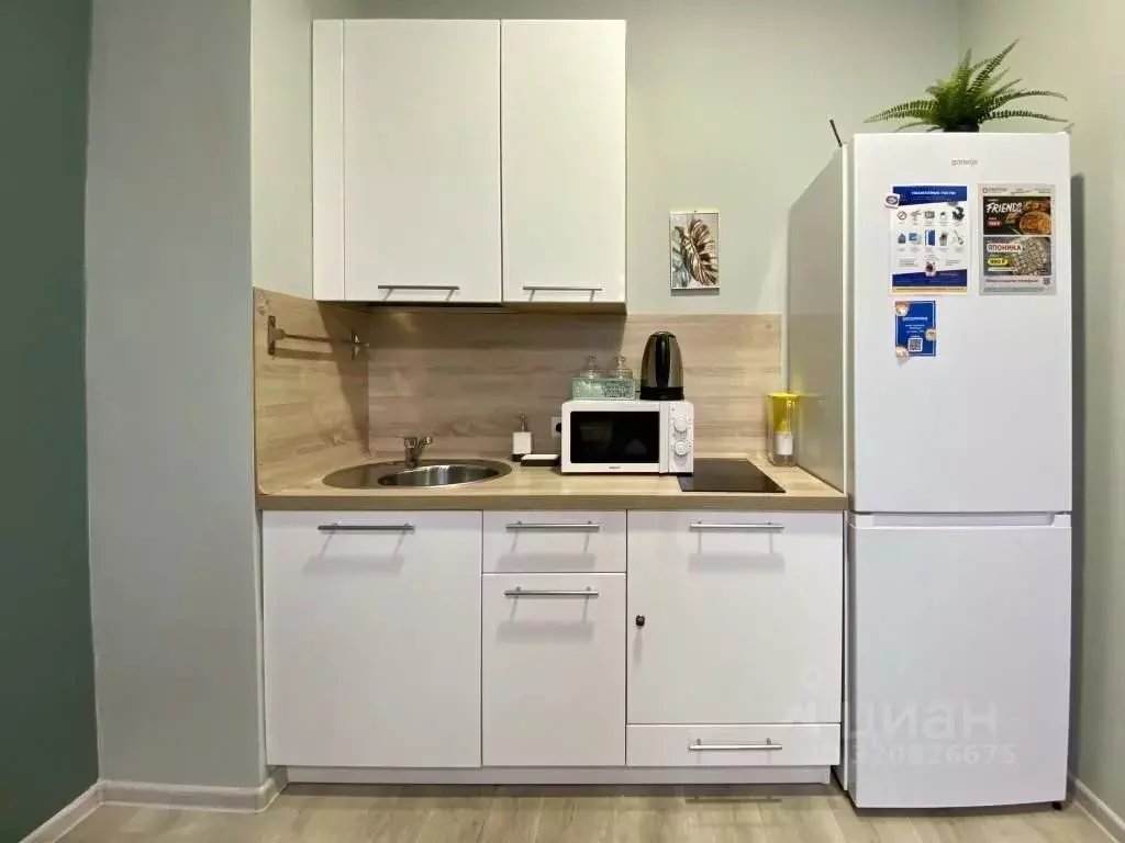 1-к кв. Тюменская область, Тюмень ул. Монтажников, 44 (55.0 м) - Фото 2