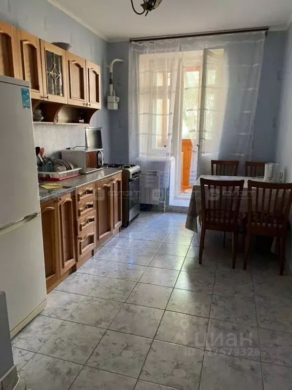 2-к кв. Татарстан, Казань ул. Толбухина, 13 (60.0 м) - Фото 2